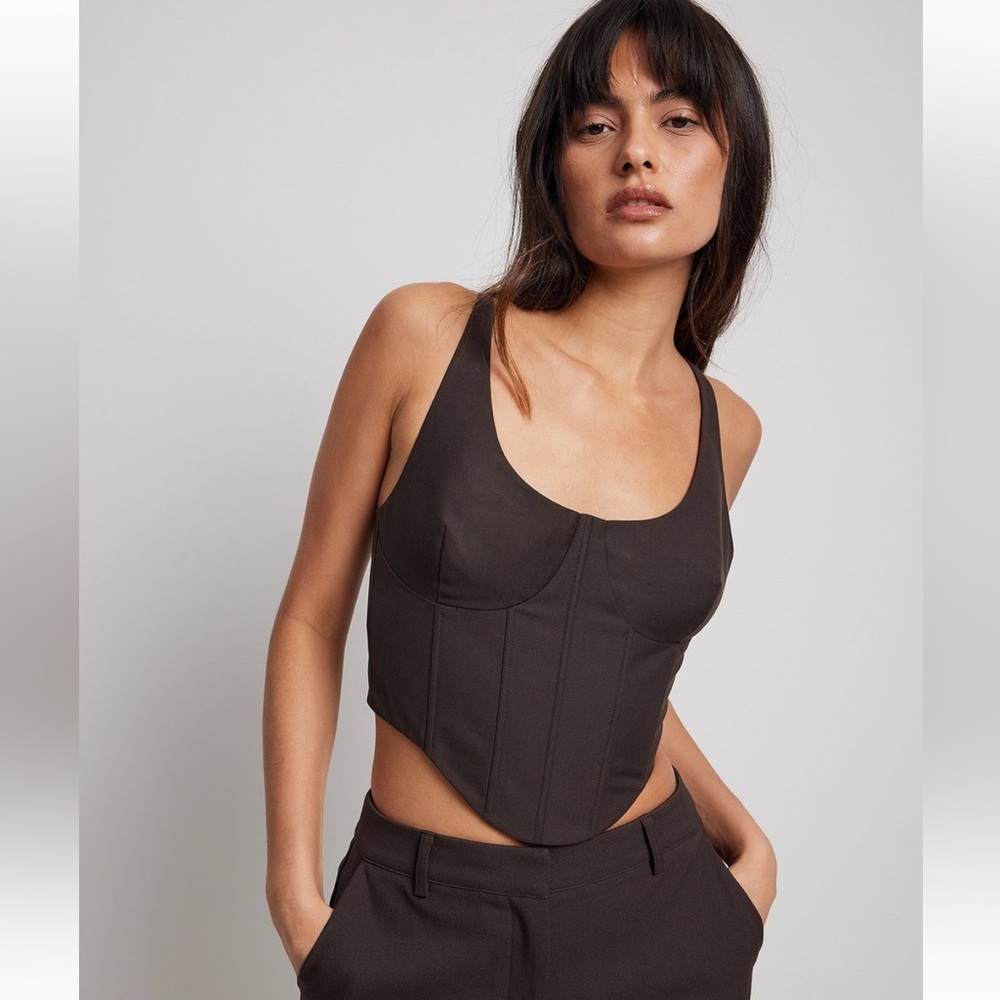 NWT Tailored Corset Top in Brown
